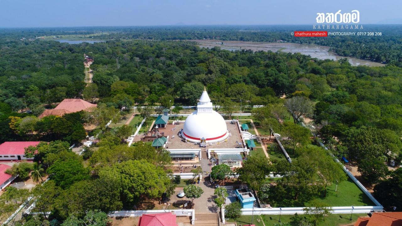 Dearly Holiday Home And Safari Tissamaharama Ngoại thất bức ảnh